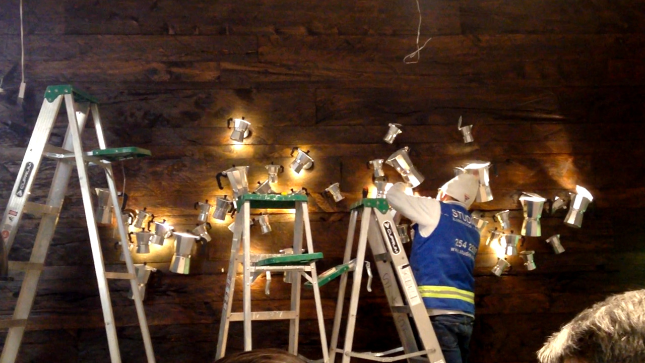 Prueba de iluminacion correcta en cafeteria en Quito por Ficto®. Diseño de cafeterias